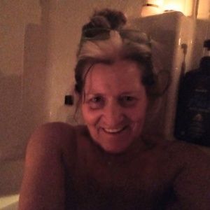 Meet your Posher, Joan